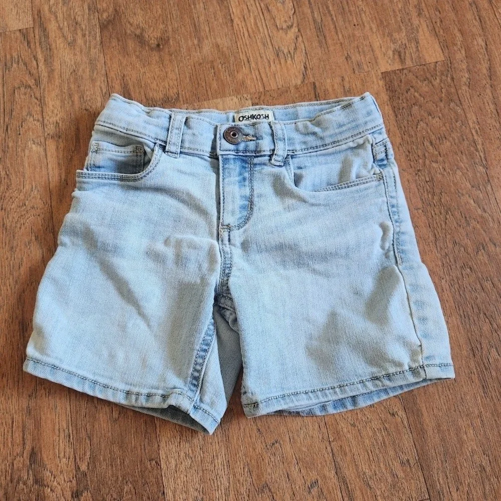 OshKosh B'gosh Boys Light Wash Denim Shorts Size 3T Blue GCL15232-SML  595